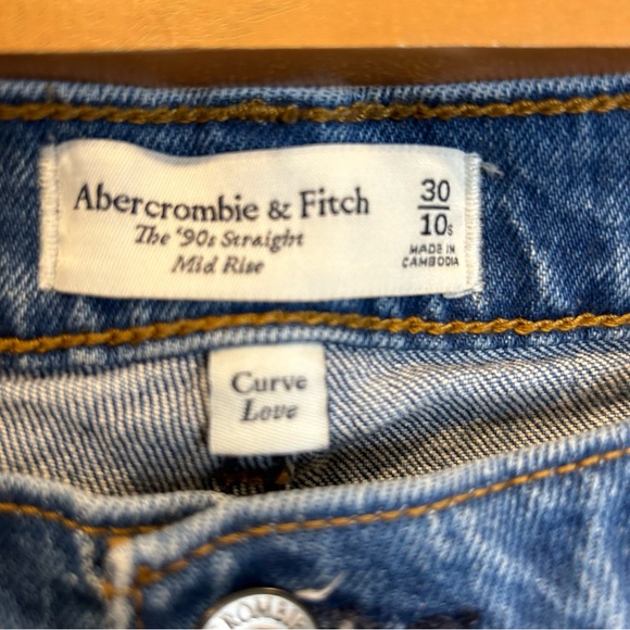 Abercrombie and Fitch Curve Love Mid Rise 90s Straight Jean Distressed - Picture 10 of 12